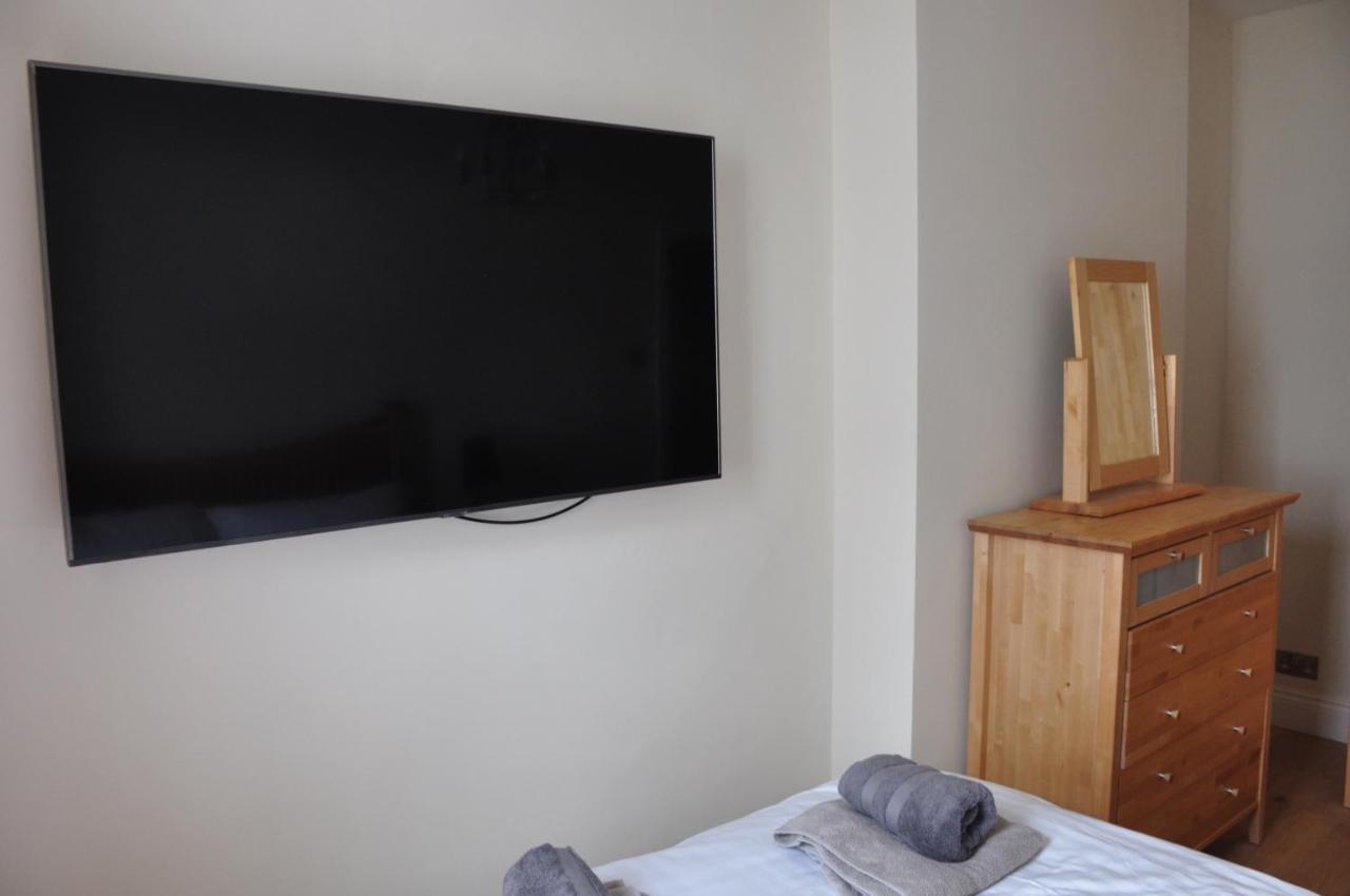 Вилла 58 Gloucester Mews Лондон Экстерьер фото